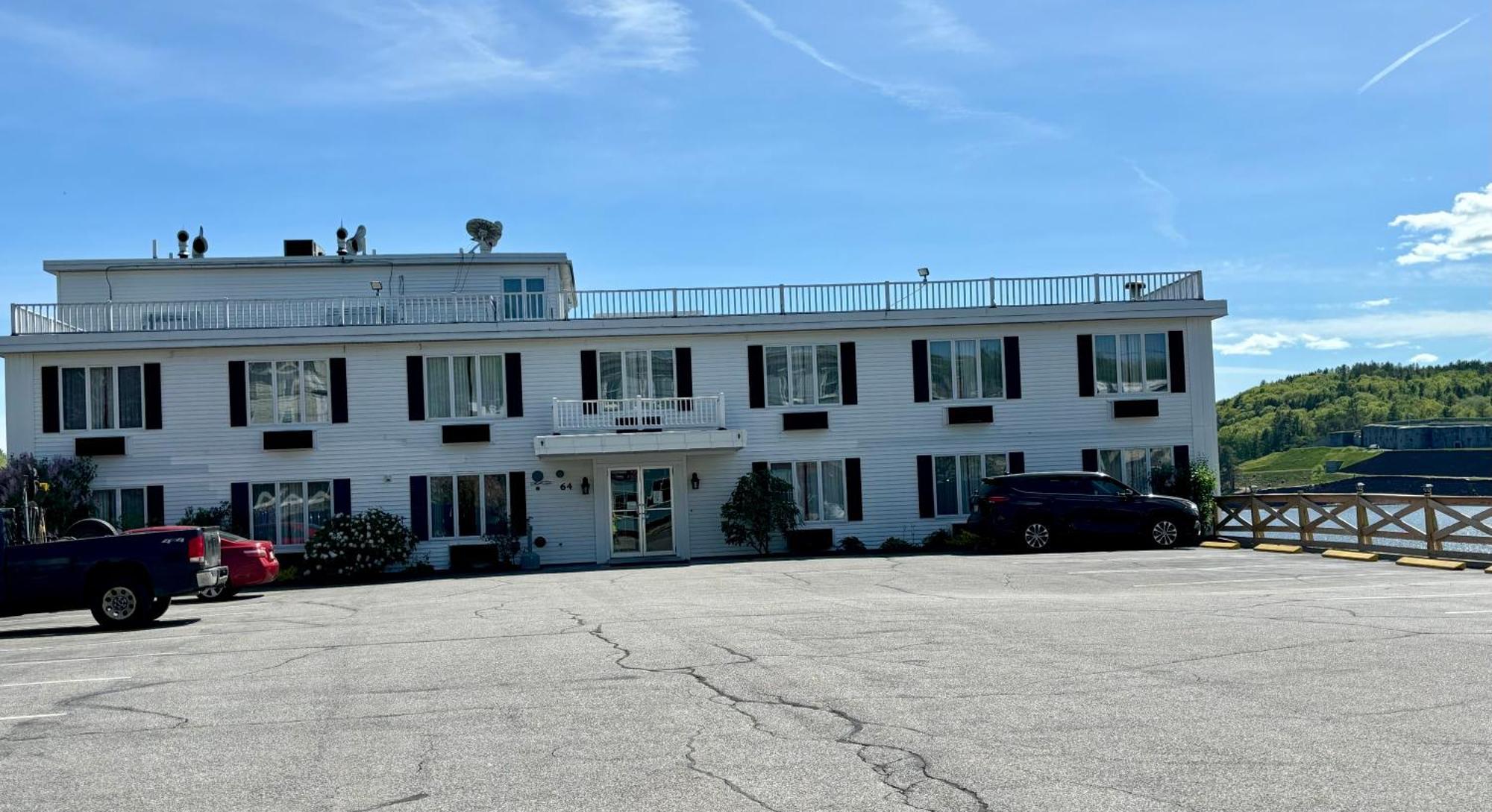 Fort Knox Inn Bucksport Exterior photo