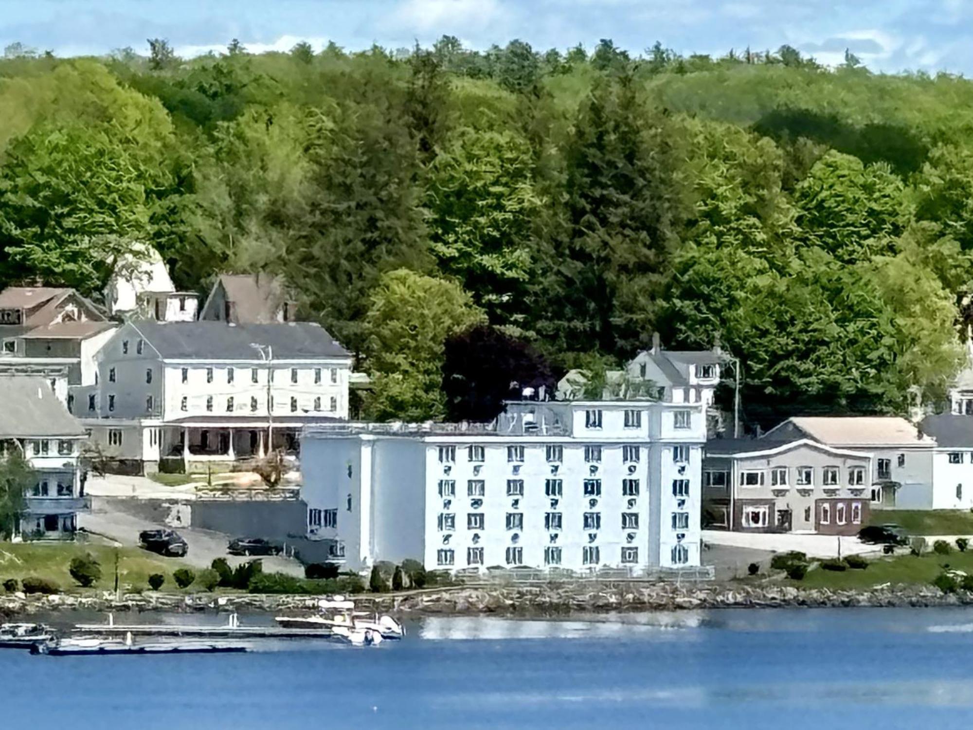 Fort Knox Inn Bucksport Exterior photo